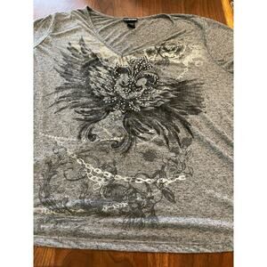 Lane Bryant graphic t shirt plus 26/28 gray short sleeve rimstones Fleur de lis